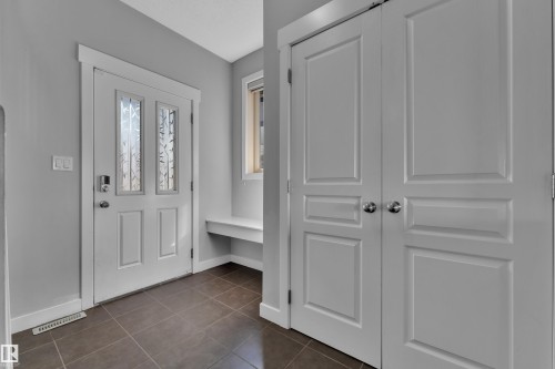 642 Adams Way, Edmonton, AB - Indoor Photo Showing Other Room