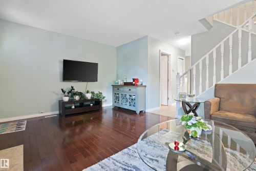 6163 38 Avenue, Edmonton, AB - Indoor Photo Showing Other Room