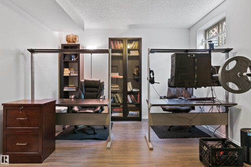 6163 38 Avenue, Edmonton, AB - Indoor