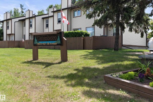 6163 38 Avenue, Edmonton, AB - Outdoor