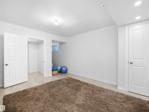 1509 76 Street, Edmonton, AB - Indoor Photo Showing Other Room