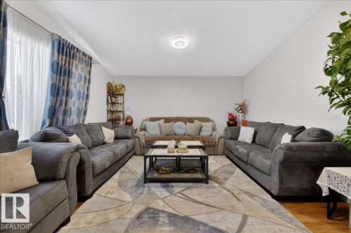 15603 122 Street, Edmonton, AB - Indoor Photo Showing Living Room