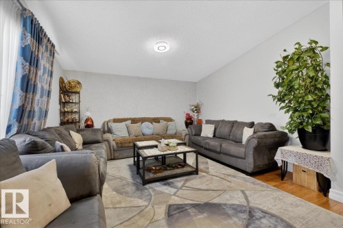 15603 122 Street, Edmonton, AB - Indoor Photo Showing Living Room
