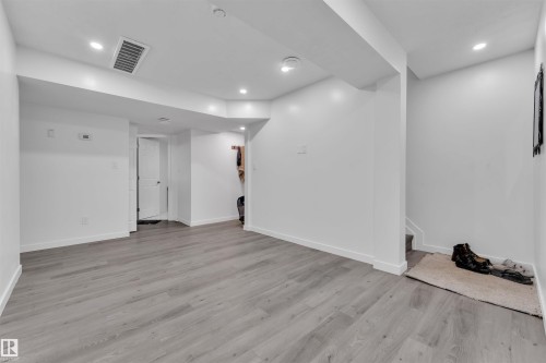 4104 6 Avenue, Edmonton, AB - Indoor