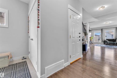 4104 6 Avenue, Edmonton, AB - Indoor Photo Showing Other Room