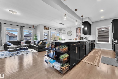 4104 6 Avenue, Edmonton, AB - Indoor