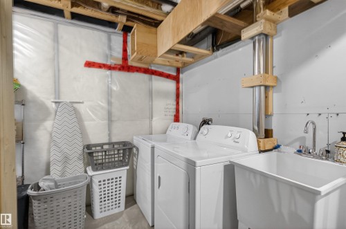17311 49 Street, Edmonton, AB - Indoor Photo Showing Laundry Room