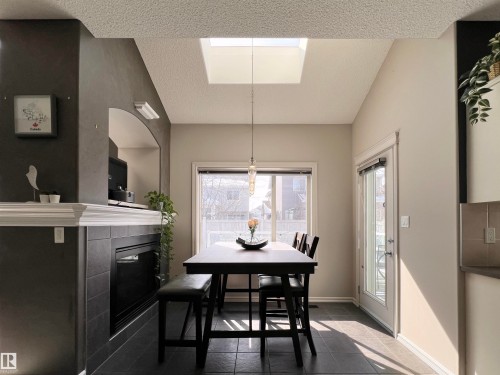 1007 Goodwin Crest, Edmonton, AB - Indoor Photo Showing Dining Room