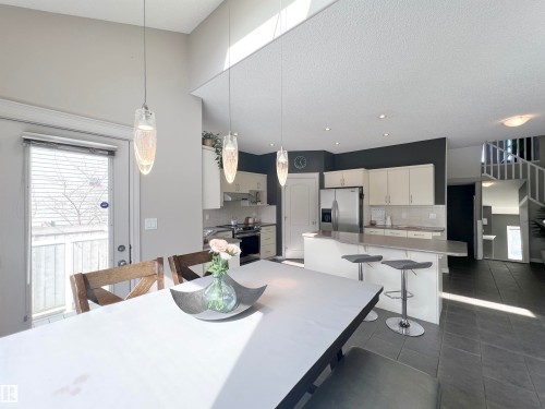 1007 Goodwin Crest, Edmonton, AB - Indoor