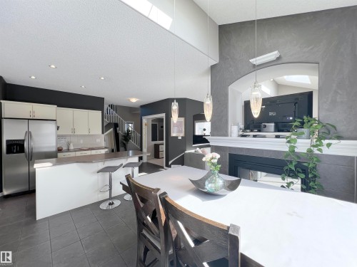 1007 Goodwin Crest, Edmonton, AB - Indoor