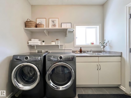 1007 Goodwin Crest, Edmonton, AB - Indoor Photo Showing Laundry Room