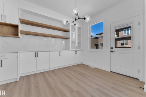 3610 40 Avenue, Beaumont, AB - Indoor