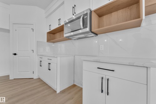 3610 40 Avenue, Beaumont, AB - Indoor