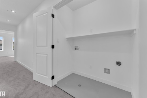 3610 40 Avenue, Beaumont, AB - Indoor Photo Showing Other Room