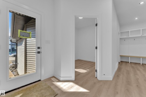 3610 40 Avenue, Beaumont, AB - Indoor Photo Showing Other Room