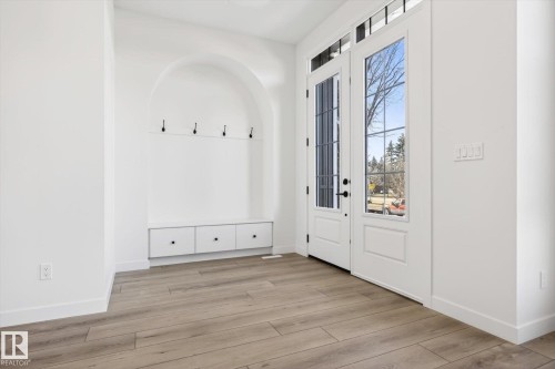 9705 68 Avenue, Edmonton, AB - Indoor Photo Showing Other Room