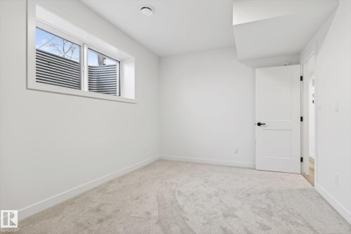 9705 68 Avenue, Edmonton, AB - Indoor Photo Showing Other Room