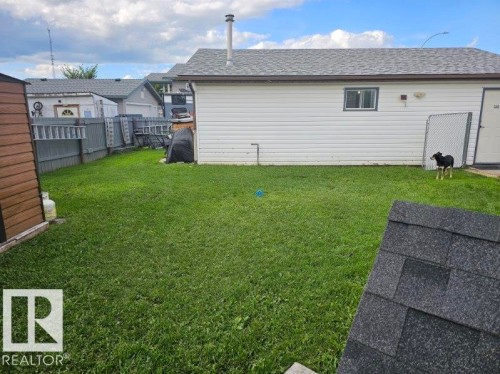 4502 48 Avenue, Thorsby, AB - Outdoor