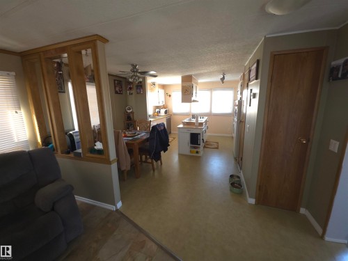 4502 48 Avenue, Thorsby, AB - Indoor