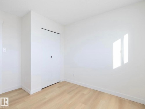 14736 122 Street, Edmonton, AB - Indoor Photo Showing Other Room