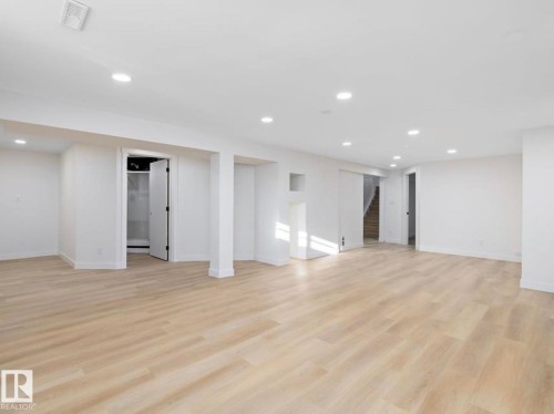 14736 122 Street, Edmonton, AB - Indoor