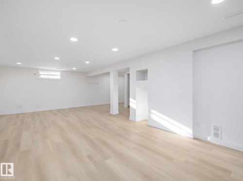 14736 122 Street, Edmonton, AB - Indoor Photo Showing Other Room