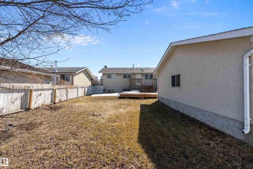 6736 31A Avenue, Edmonton, AB - Outdoor