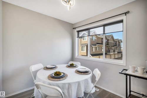 51 3075 Trelle Crescent, Edmonton, AB - Indoor Photo Showing Dining Room