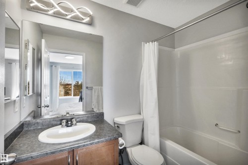 51 3075 Trelle Crescent, Edmonton, AB - Indoor Photo Showing Bathroom