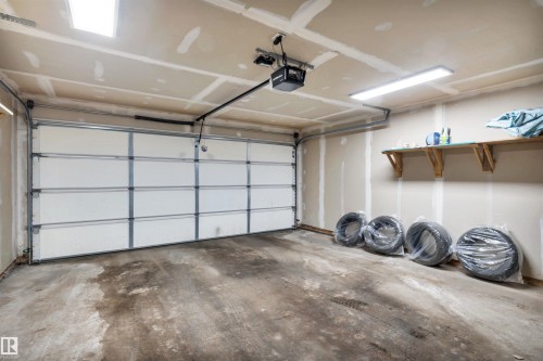 51 3075 Trelle Crescent, Edmonton, AB - Indoor Photo Showing Garage