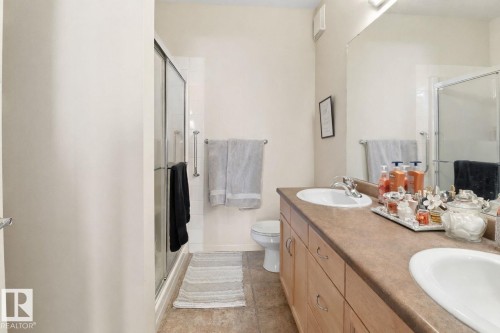 324 2503 Hanna Crescent, Edmonton, AB - Indoor Photo Showing Bathroom
