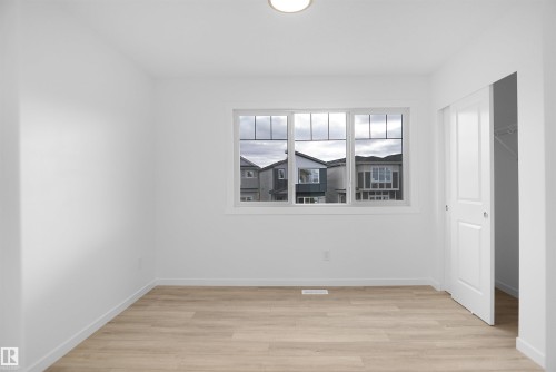 4352 Kinglet Drive, Edmonton, AB - Indoor Photo Showing Other Room
