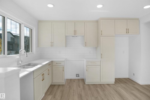 4352 Kinglet Drive, Edmonton, AB - Indoor Photo Showing Kitchen With Double Sink