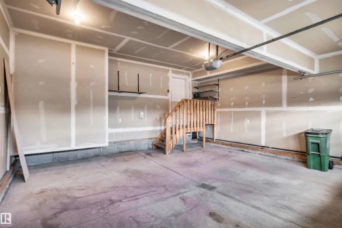 1461 Watt Drive, Edmonton, AB - Indoor Photo Showing Garage