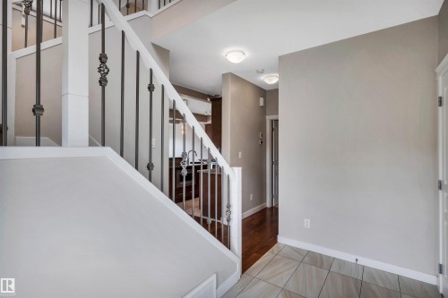 1461 Watt Drive, Edmonton, AB - Indoor Photo Showing Other Room