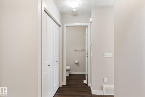 3217 11 Avenue, Edmonton, AB - Indoor Photo Showing Other Room