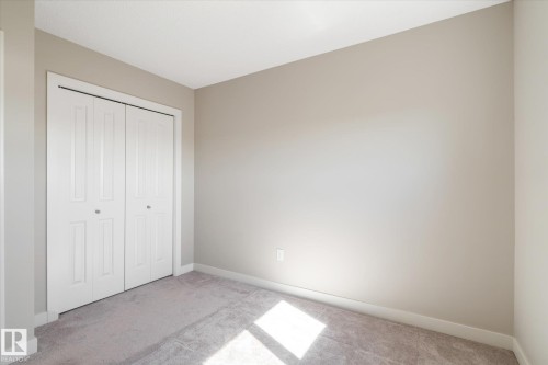 3217 11 Avenue, Edmonton, AB - Indoor Photo Showing Other Room