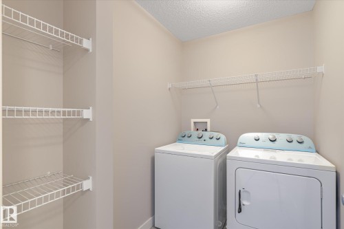 3217 11 Avenue, Edmonton, AB - Indoor Photo Showing Laundry Room