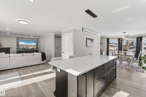 807 Beach Avenue, Cold Lake, AB - Indoor