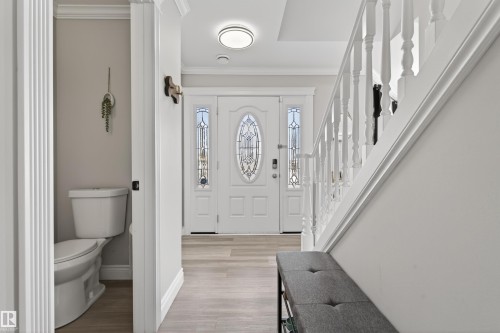 807 Beach Avenue, Cold Lake, AB - Indoor