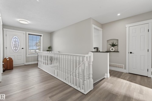 807 Beach Avenue, Cold Lake, AB - Indoor Photo Showing Other Room