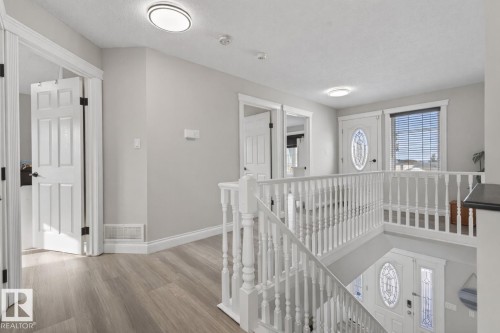 807 Beach Avenue, Cold Lake, AB - Indoor Photo Showing Other Room