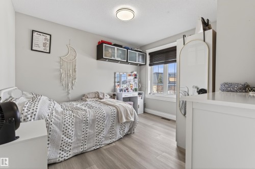 807 Beach Avenue, Cold Lake, AB - Indoor Photo Showing Bedroom