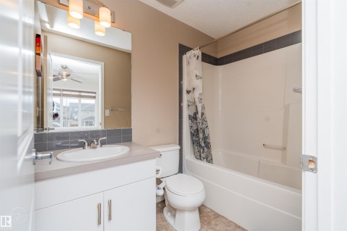 2122 52A Street, Edmonton, AB - Indoor Photo Showing Bathroom