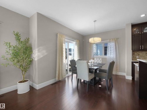 3694 Claxton Place, Edmonton, AB - Indoor Photo Showing Dining Room