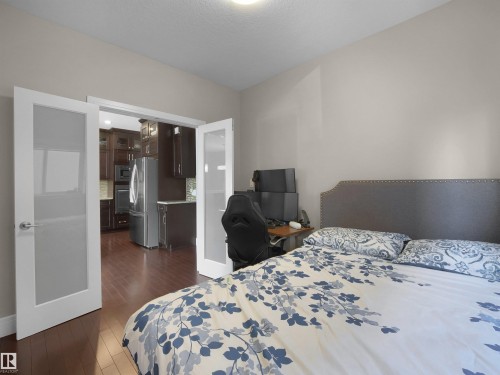 3694 Claxton Place, Edmonton, AB - Indoor Photo Showing Bedroom