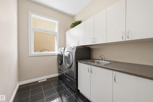 831 Hollands Landing, Edmonton, AB - Indoor Photo Showing Laundry Room