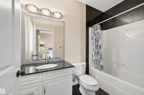 831 Hollands Landing, Edmonton, AB - Indoor Photo Showing Bathroom