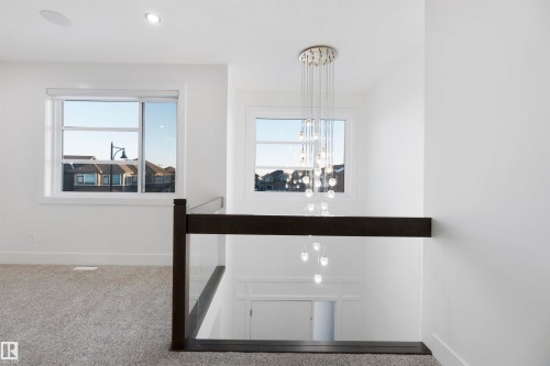 3904 Ginsburg Crescent, Edmonton, AB - Indoor Photo Showing Other Room