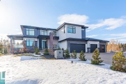97 Pinnacle Terrace  Rural Sturgeon County, AB T8T 0B5